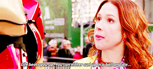 unbreakable-kimmie-schmidt-curl-into-a-ball